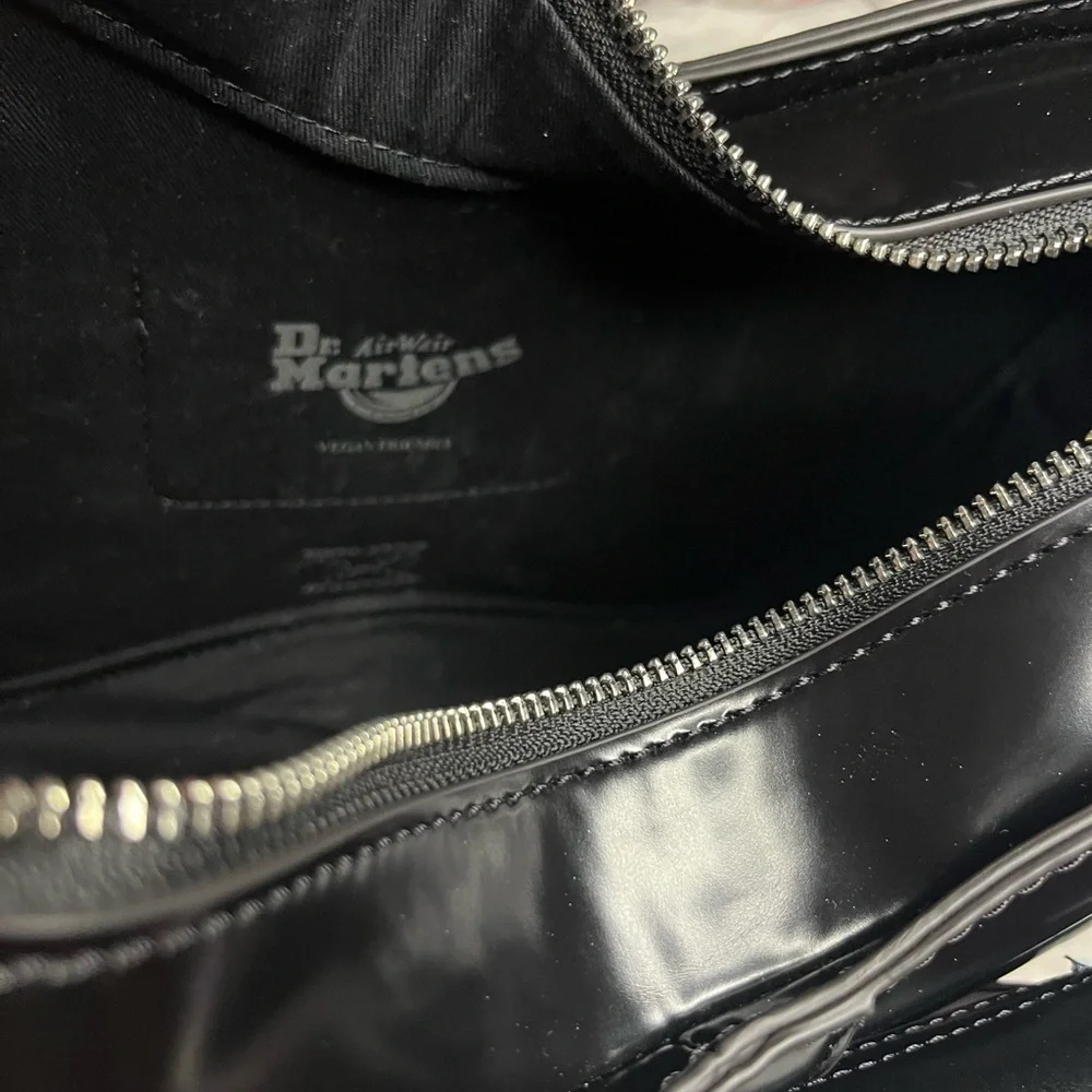 🖤🔥Dr Martens Black Vegan Leather Large Backpack Shoulder Bag Love Bow Crossbody